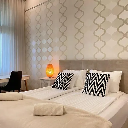 Romantic Riverview Bestern Szegedin Exterior foto
