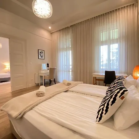 Romantic Riverview Bestern Szegedin Exterior foto